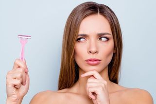 Oholené, či neoholené ohanbí? Většina s návratem k přirozenosti nepočítá - Novinky